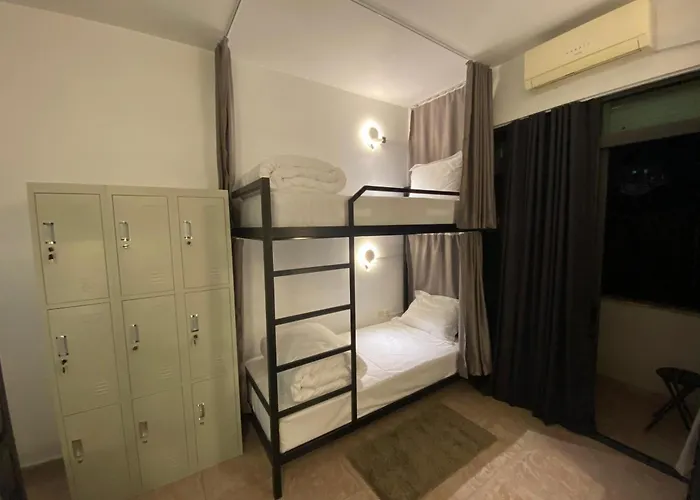 New Bazaar Hostel Tiran